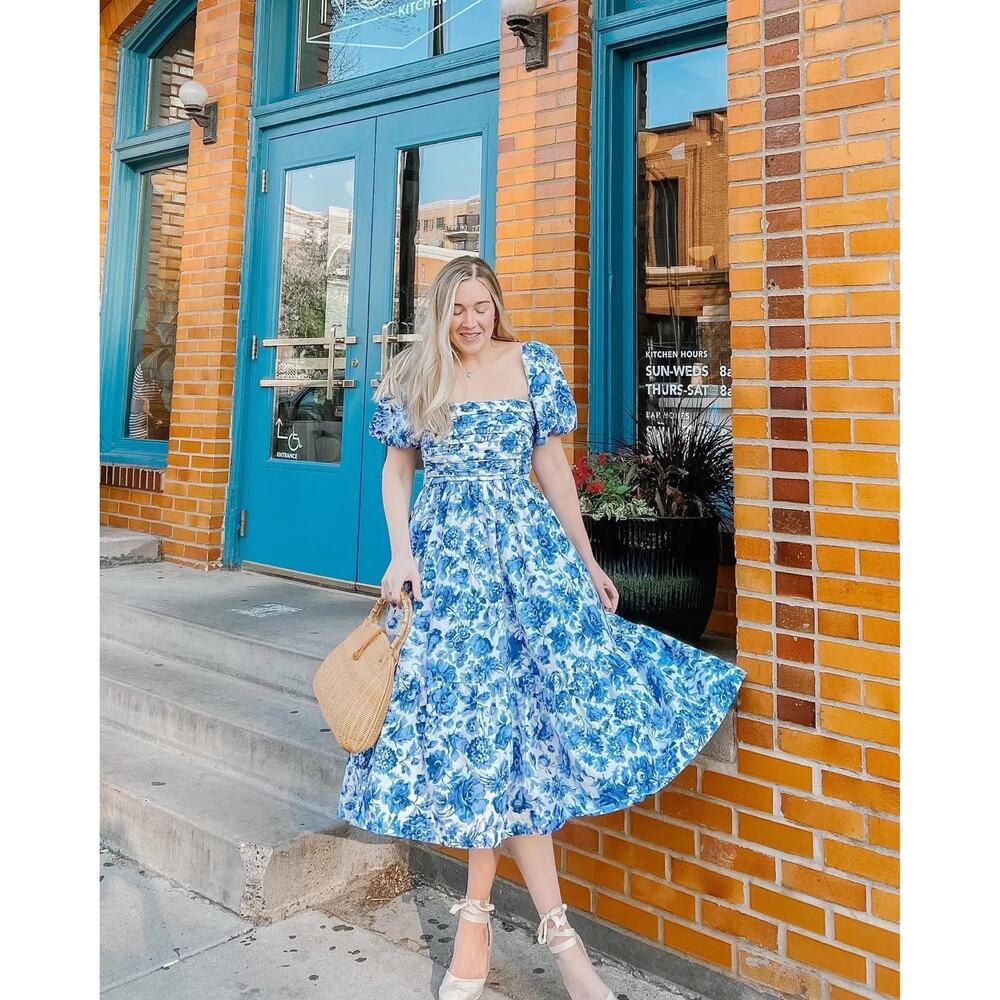 Abercrombie & Fitch Emerson Poplin Puff Sleeve Midi Dress – Blue White Floral - Picture 4 of 9